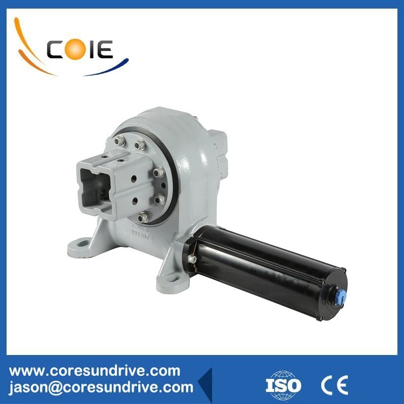 Se9 Solar Tracker Slewing Crane